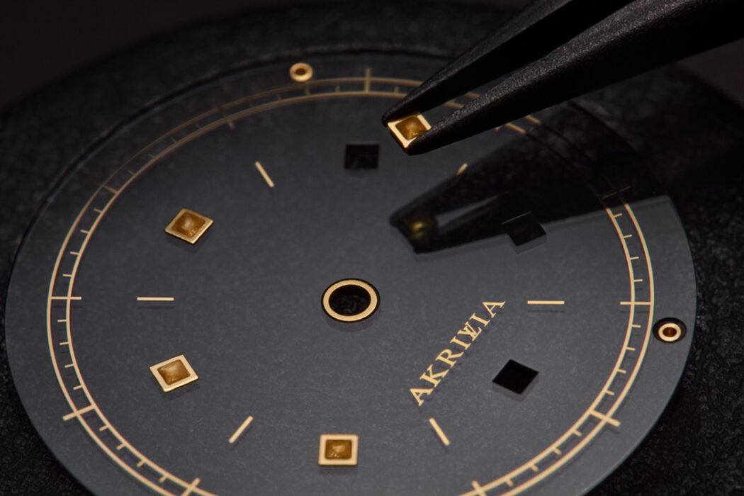 Louis Vuitton And Akrivia : The LVRR-01 Chronographe à Sonnerie